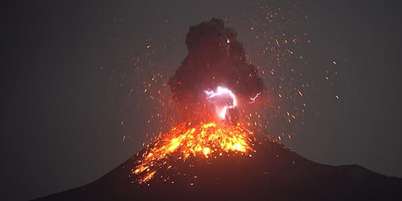 Tras erupción de Krakatoa, volcanes de todo el mundo presentan actividad | El Imparcial de Oaxaca