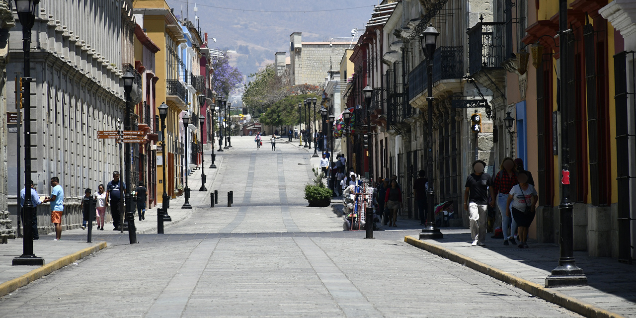 Ambulantes se retiran del Centro Histórico por contingencia | El Imparcial de Oaxaca