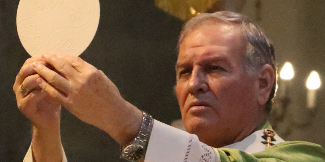 Pide arzobispo vivir Jueves Santo “con profunda gratitud” | El Imparcial de Oaxaca