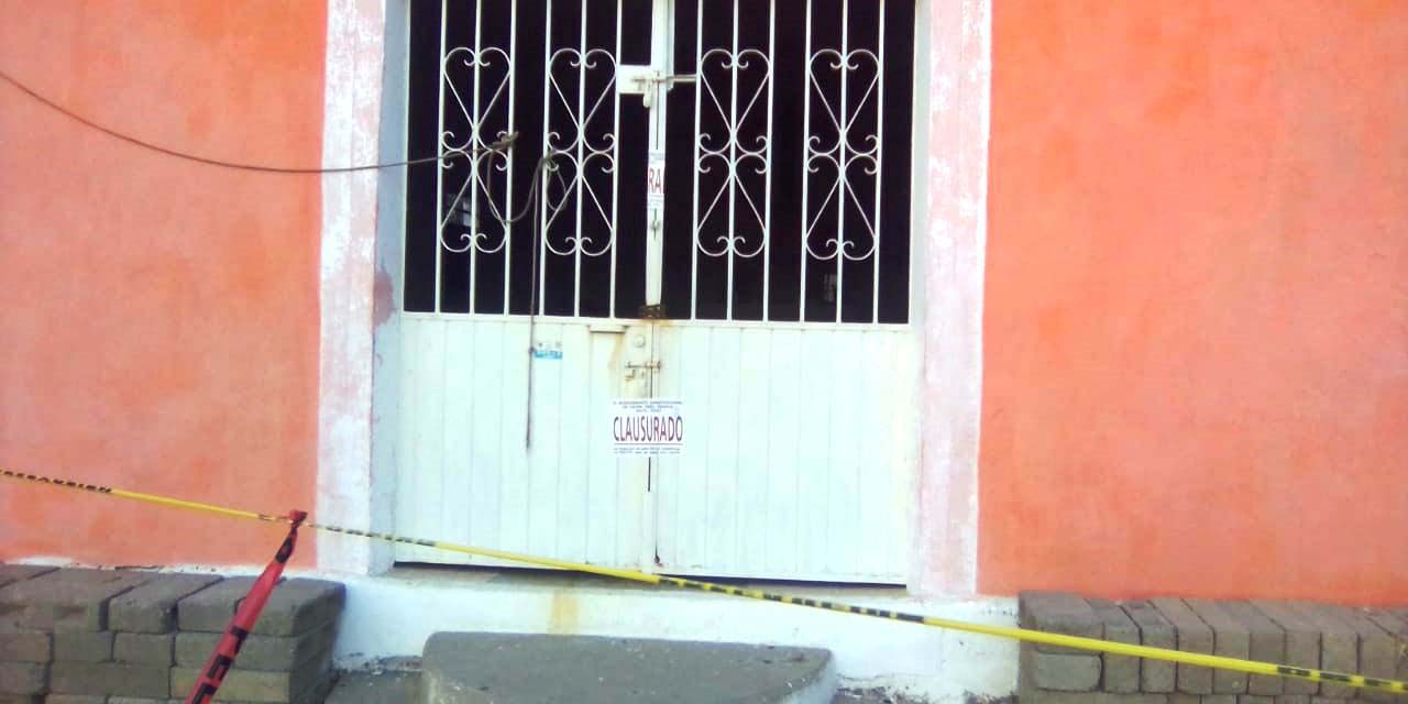 Clausuran capilla de Salina Cruz por no respetar cuarentena