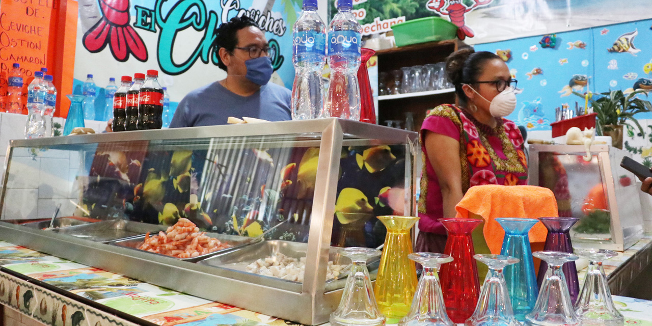 Pescaderías de Oaxaca reportan pérdidas hasta del 80% en Semana Santa