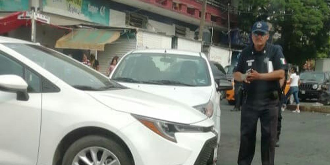 Accidente automovilístico en centro de Salina Cruz | El Imparcial de Oaxaca