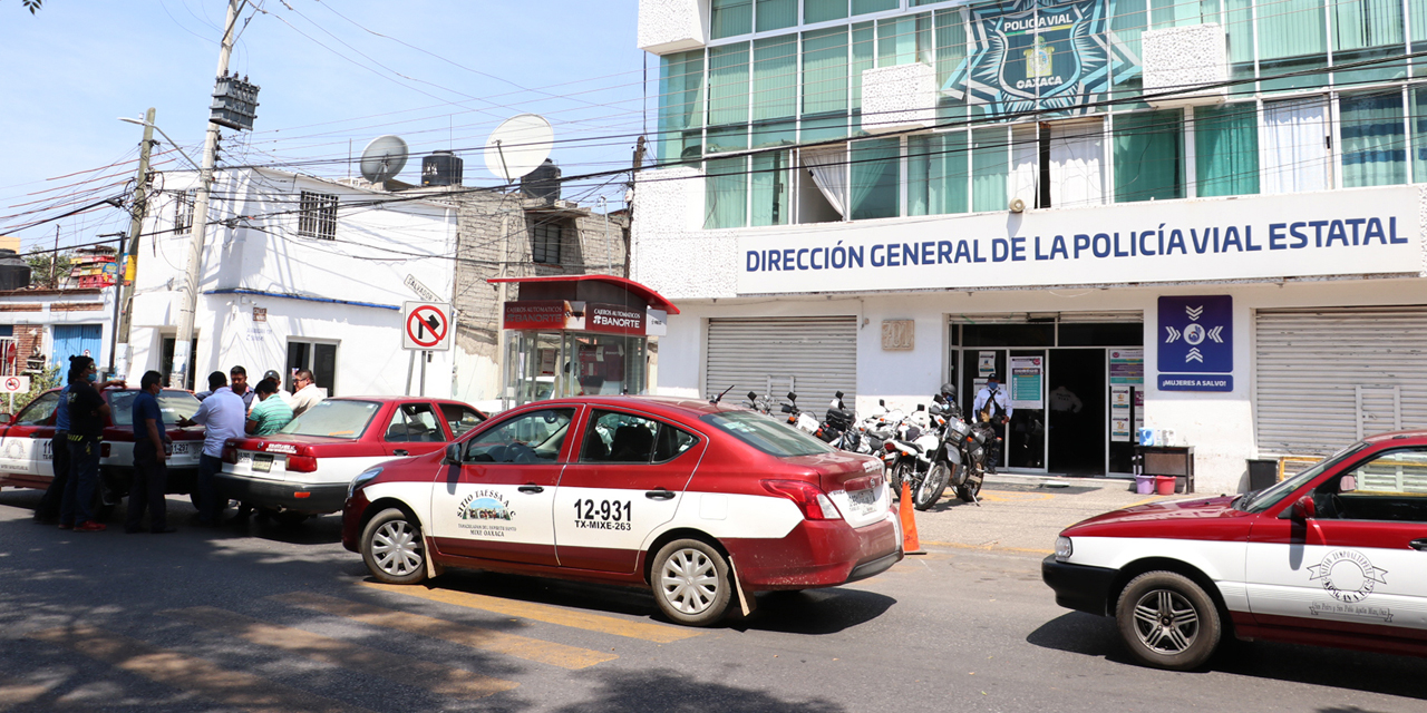 Taxistas de Oaxaca protestan por restricciones ante contingencia | El Imparcial de Oaxaca