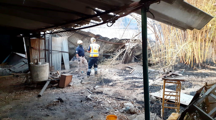 Quemaba basura y se le sale del control el fuego en San Martín Mexicapam | El Imparcial de Oaxaca