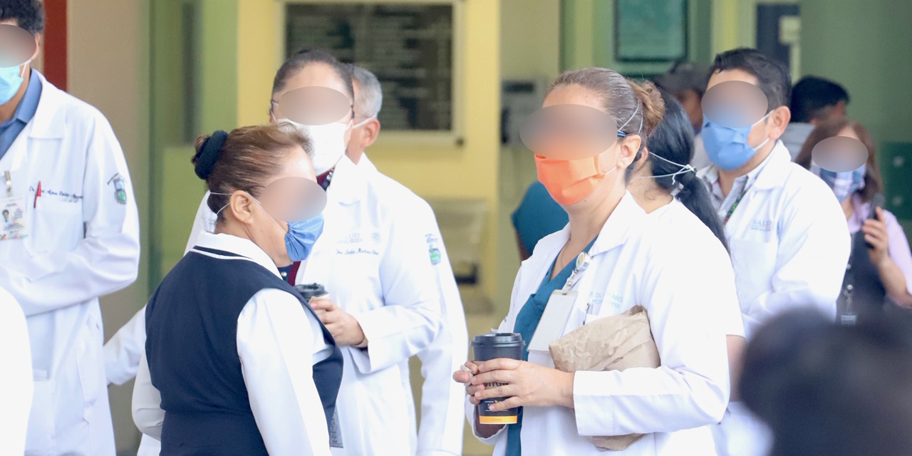 60 trabajadores de salud contagiados en Oaxaca