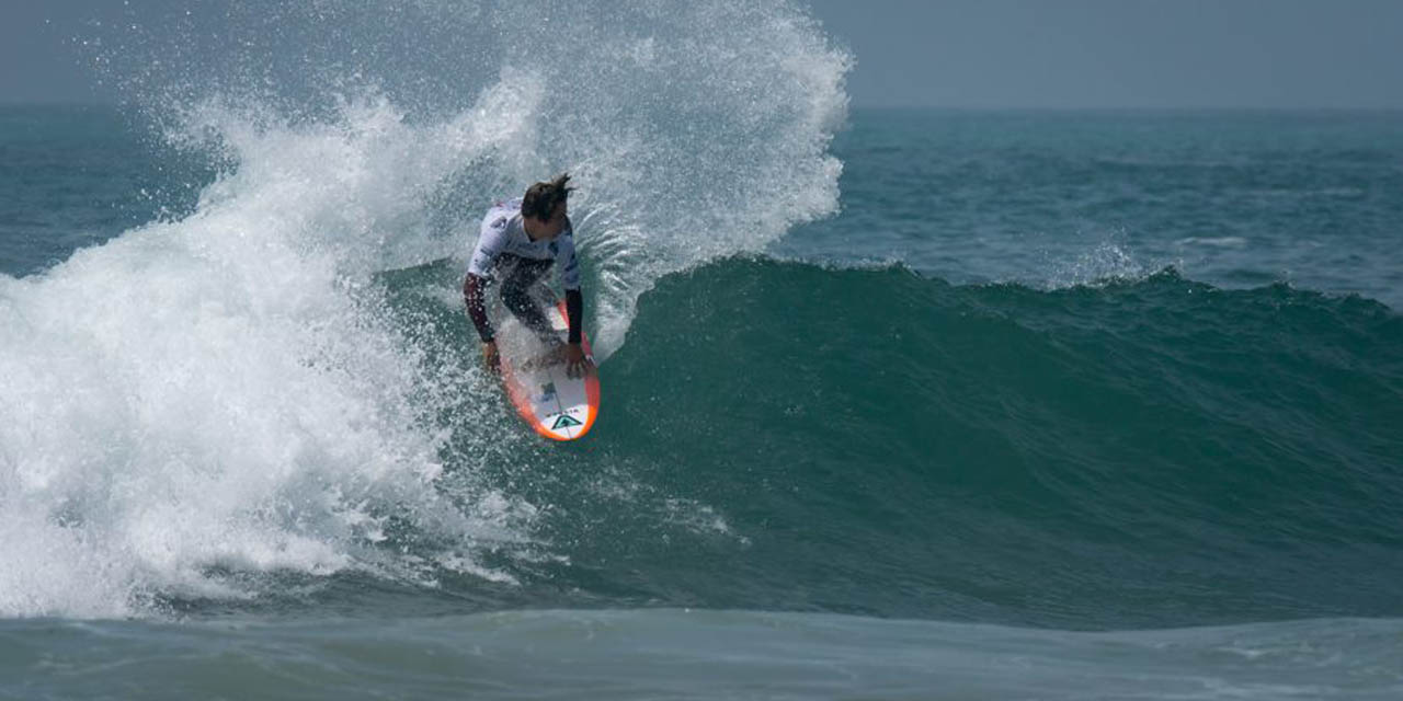 Jhony Corzo; revolucionando el surf mexicano