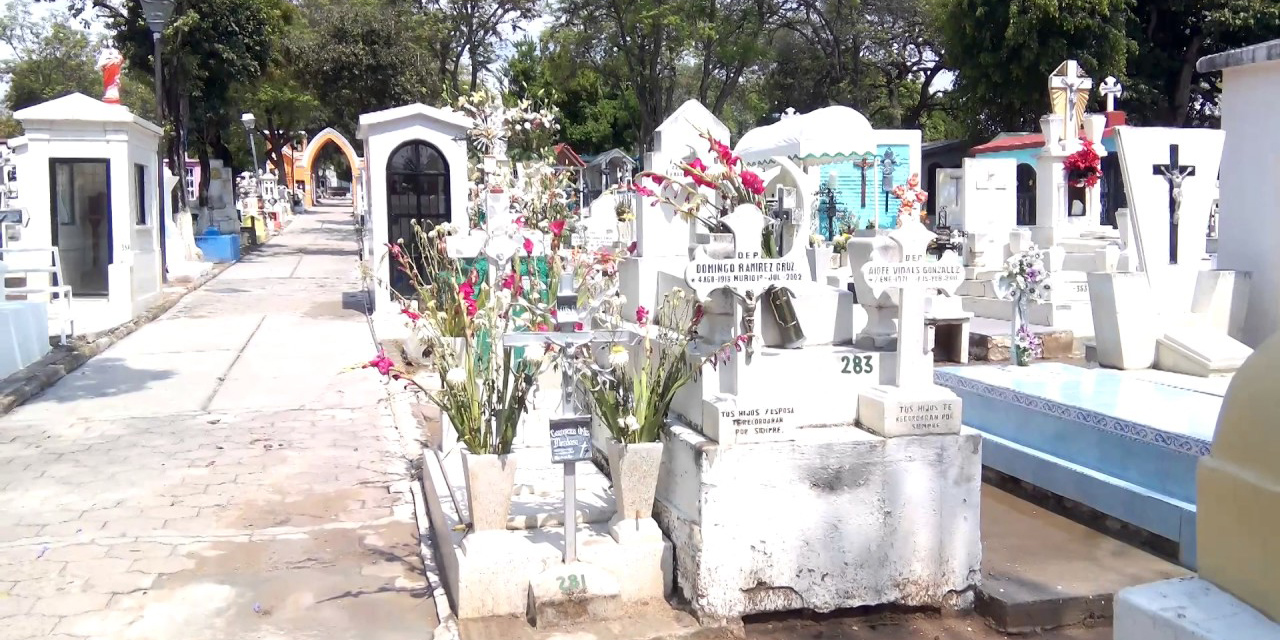 No habrá celebración del 10 de mayo en panteones de Huajuapan | El Imparcial de Oaxaca