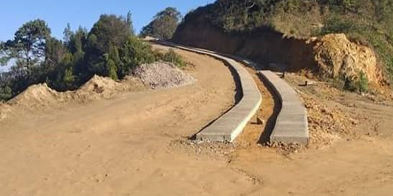 Programa de pavimentación de la 4T fracasó en Zoquiápam | El Imparcial de Oaxaca