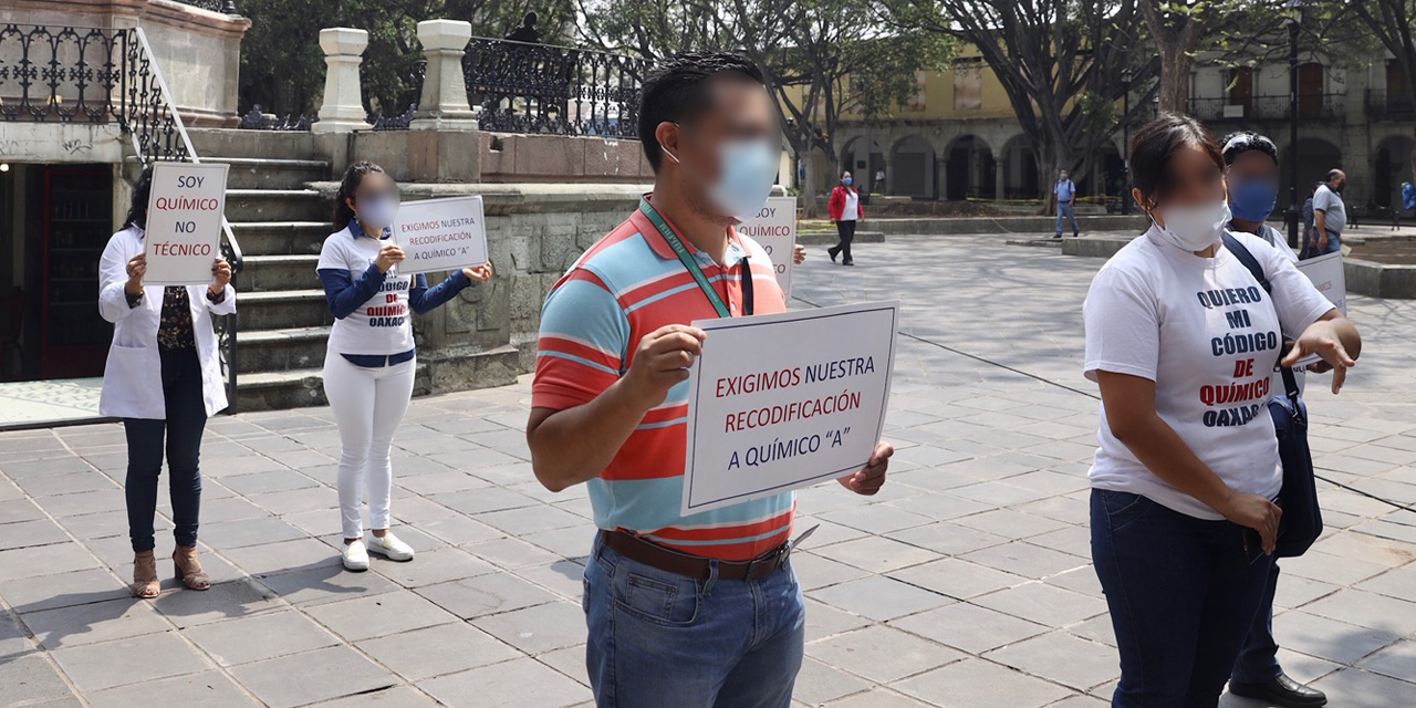 Químicos biólogos de Oaxaca exigen audiencia con Murat | El Imparcial de Oaxaca