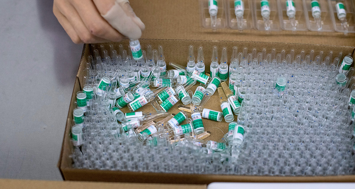 Vacuna contra Covid-19 podría estar en octubre, según investigador de Oxford