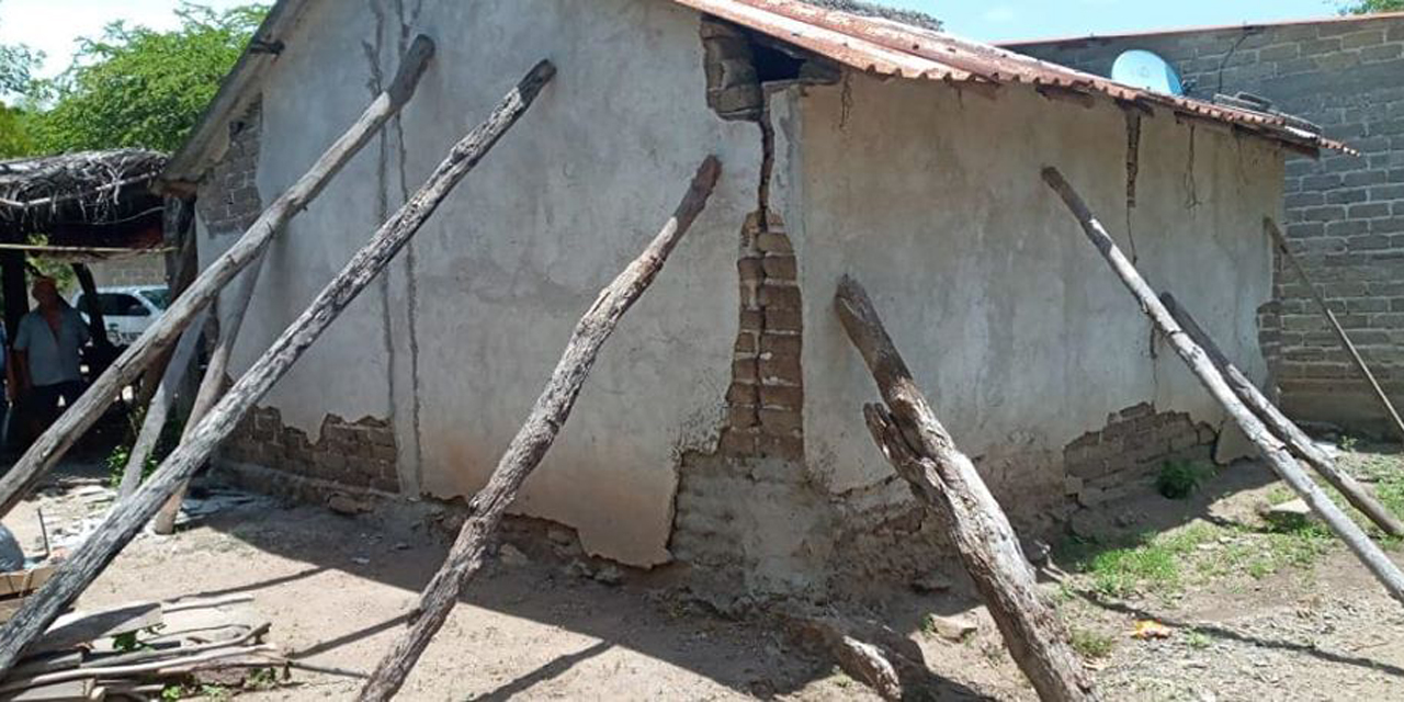 Más de 400 viviendas afectadas en Astata por sismo de 7.5 | El Imparcial de Oaxaca
