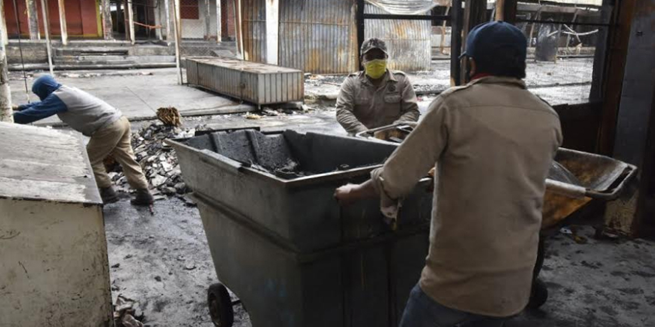SCT reestablece comunicación terrestre con zonas afectadas