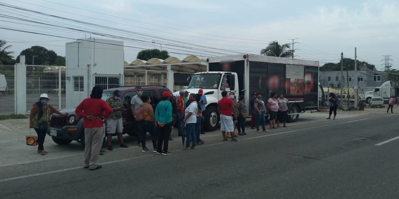 Propietarios de bares en Salina Cruz exigen distribución de producto | El Imparcial de Oaxaca