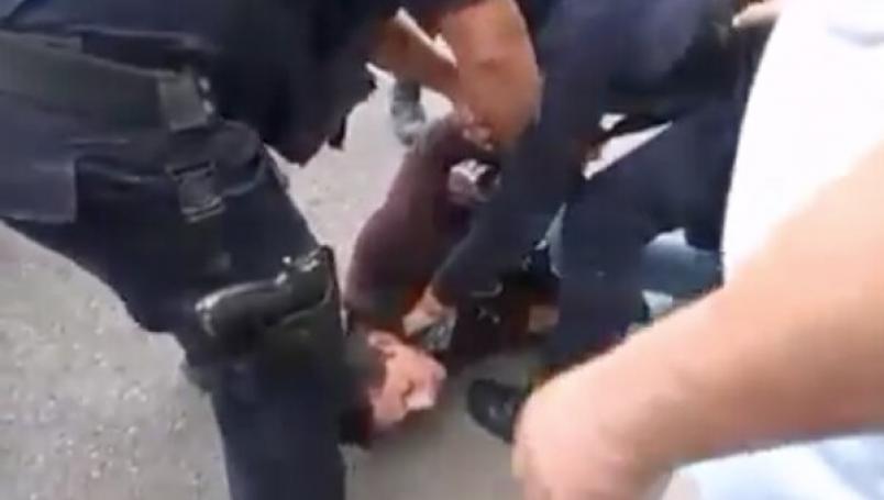 Video: Exhiben abuso policial contra comerciante en Michoacán | El Imparcial de Oaxaca