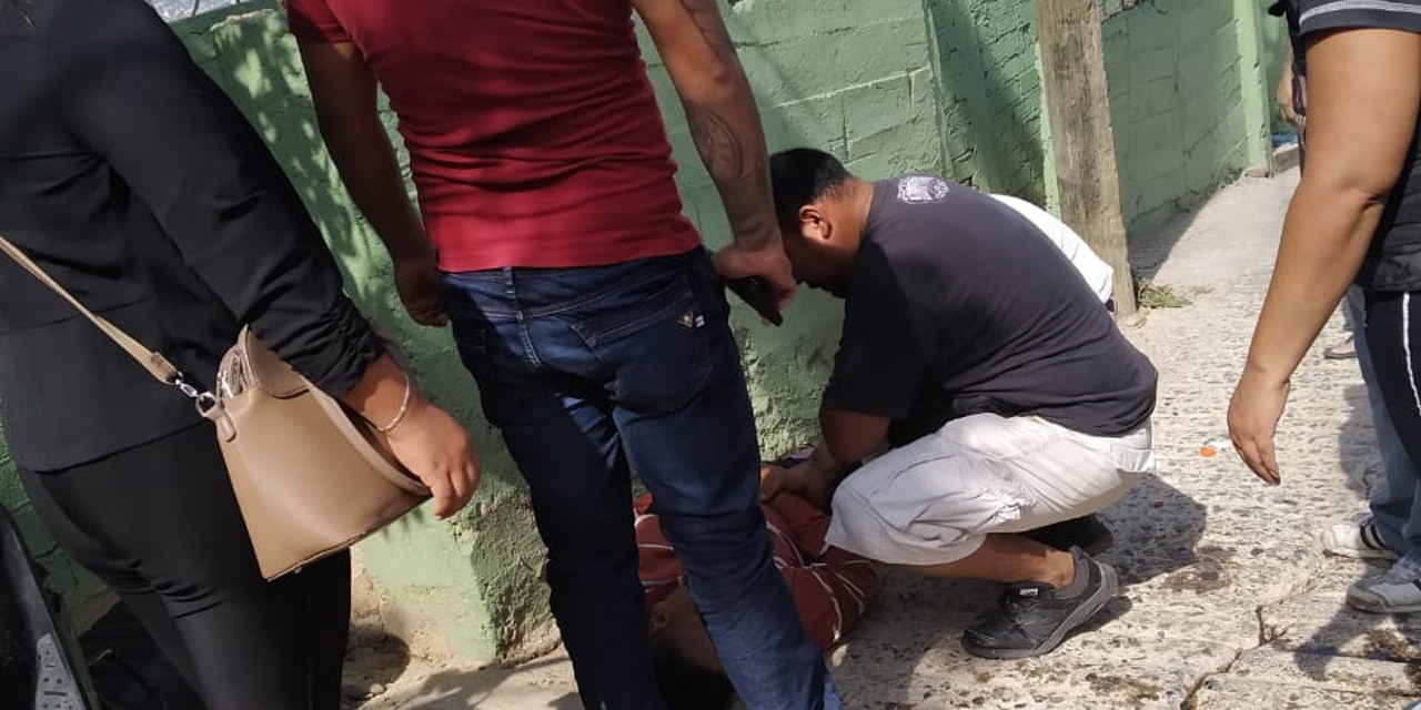 Motociclista se estrella contra barda en Oaxaca | El Imparcial de Oaxaca