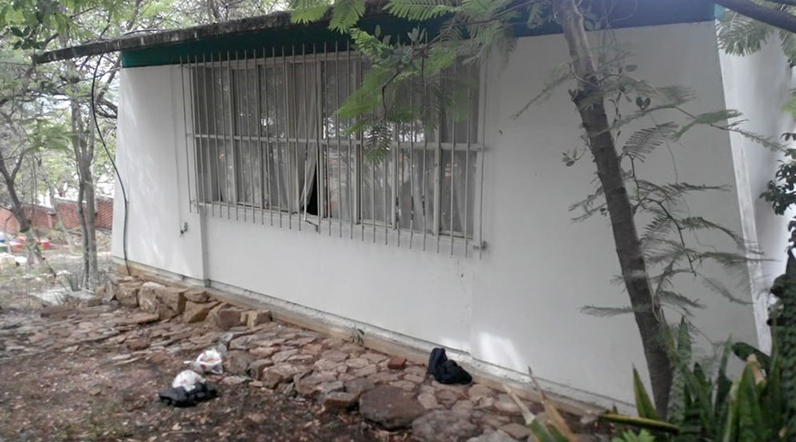 Roban en primaria Morelos en dentro de Oaxaca