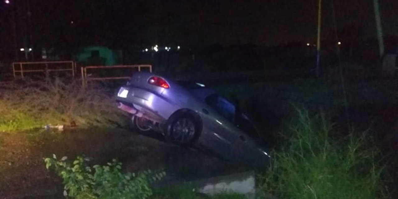Conductor ebrio embiste a mototaxista en Juchitán