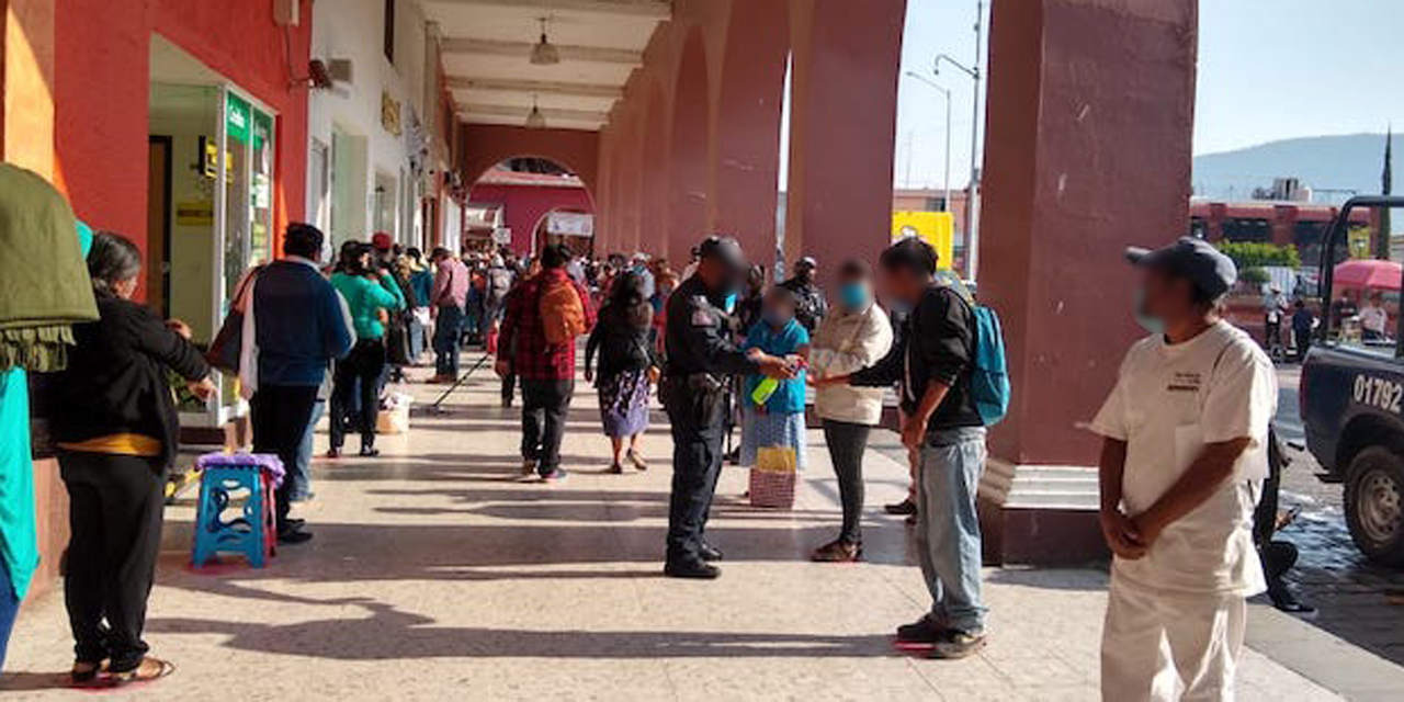 Determinan obligatorio el uso de cubrebocas en Cuicatlán