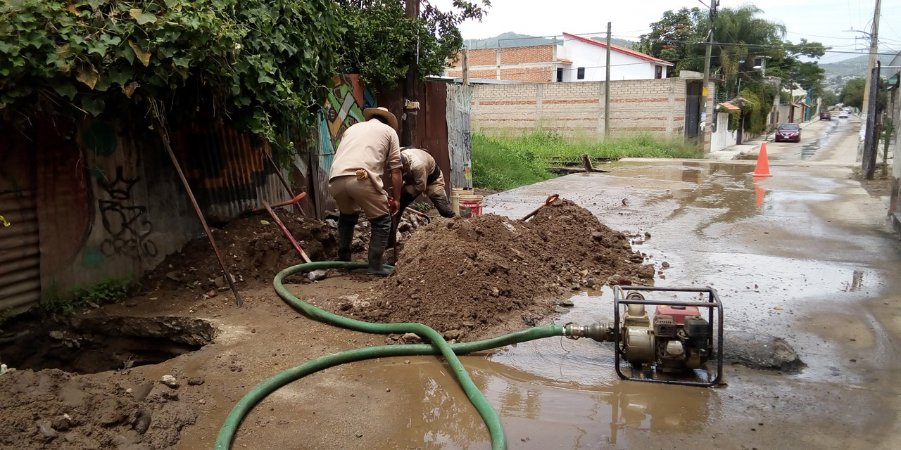 SAPAO desatiende fuga de agua por semanas en la capital oaxaqueña | El Imparcial de Oaxaca