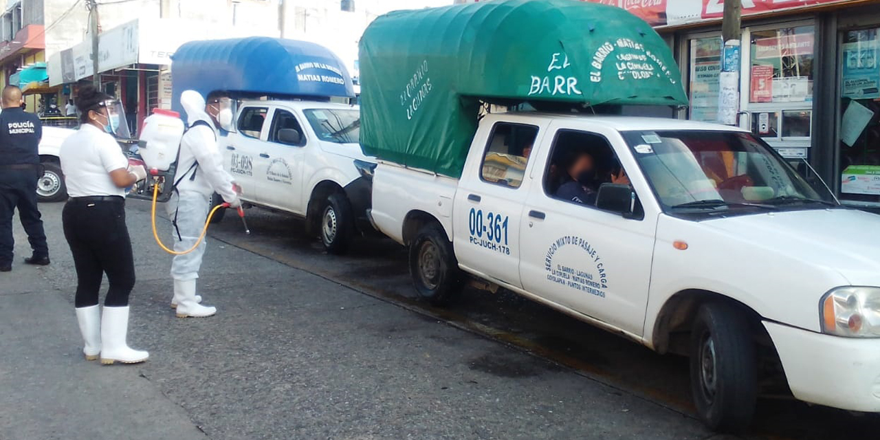 Desinfectan unidades de transporte público en Santa María Petapa | El Imparcial de Oaxaca