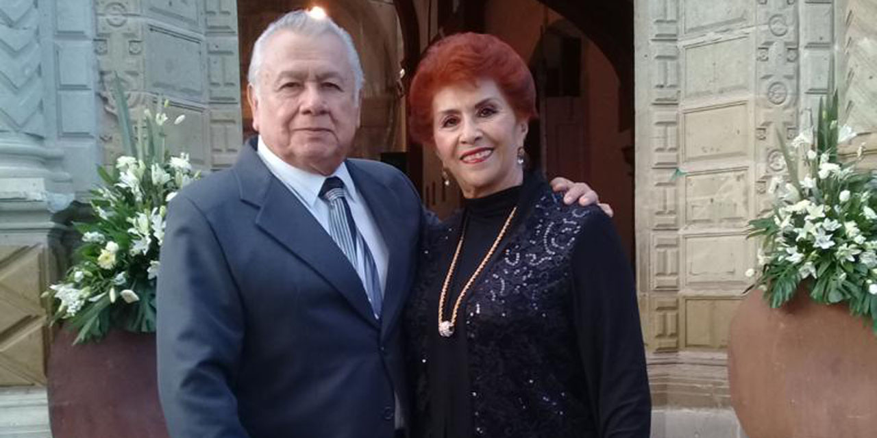 José Álvaro y Teté celebran 50 años de matrimonio