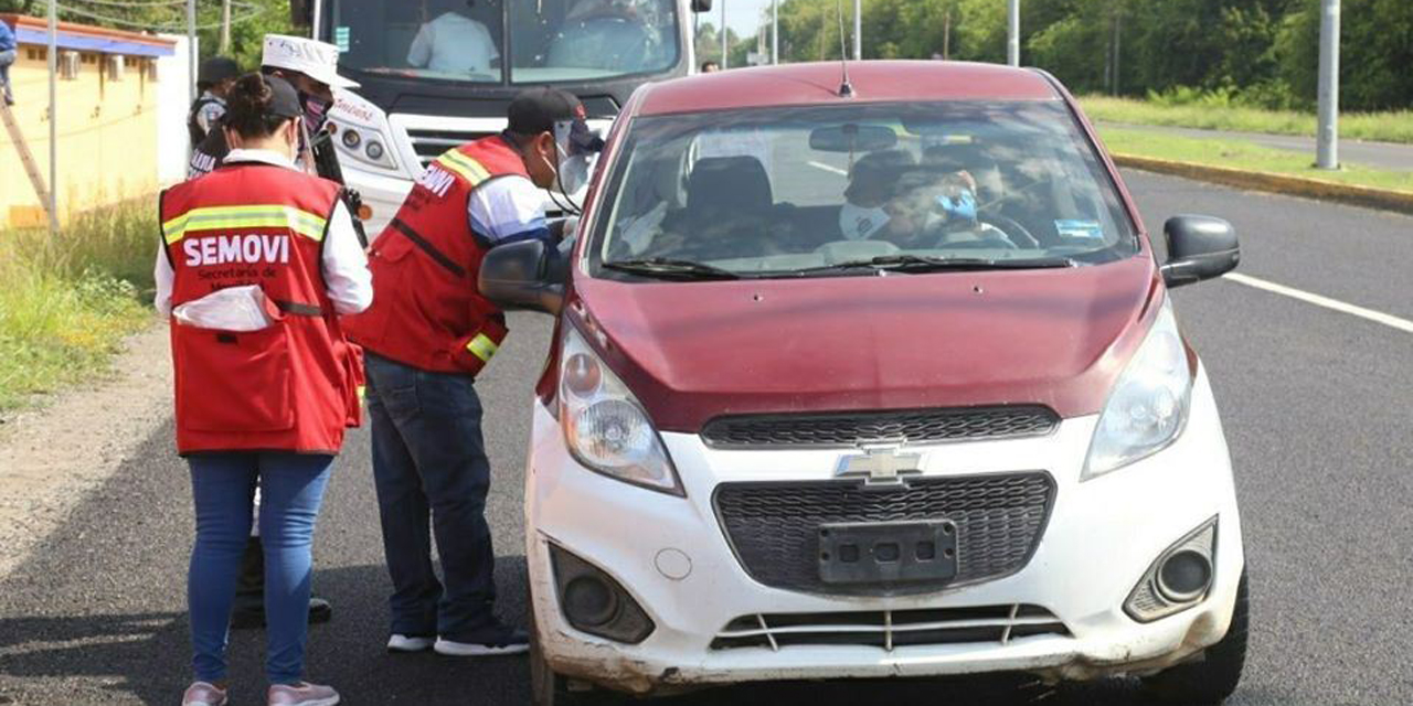 Transporte público en Salina Cruz no respeta medidas sanitarias