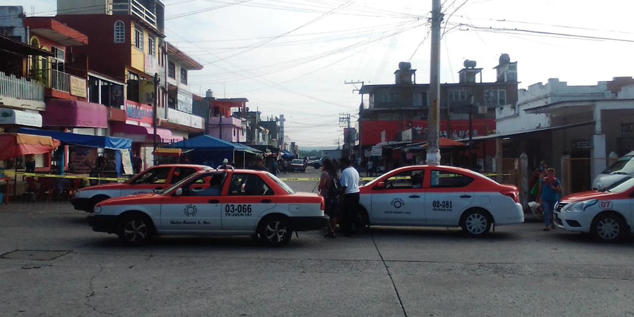 Denuncian abuso de transportistas en Matías Romero
