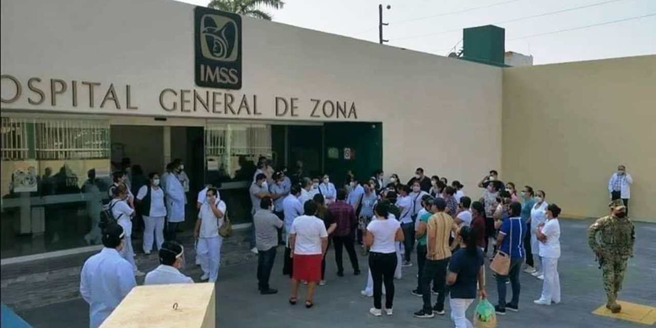Personal del Hospital de Juchitán trabaja con síntomas de Covid-19