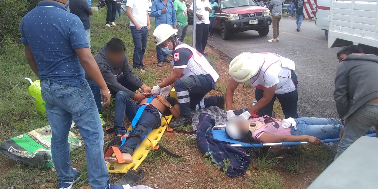 Carambola en carretera de Miahuatlán; hay heridos | El Imparcial de Oaxaca