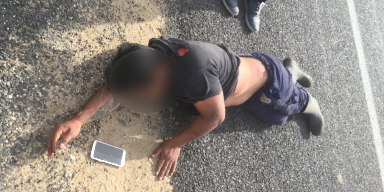 Hombre se lesiona al caer de camioneta en ruta a Reyes Mantecón | El Imparcial de Oaxaca