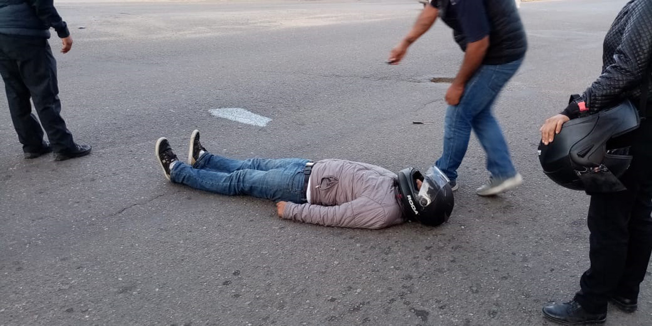 Conductor en estado de ebriedad embiste a motociclista