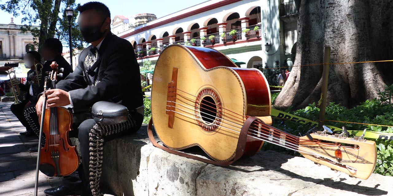 Música de Mariachi vuelve a los portales de Oaxaca | El Imparcial de Oaxaca Música de Mariachi vuelve a los portales de Oaxaca | El Imparcial de Oaxaca