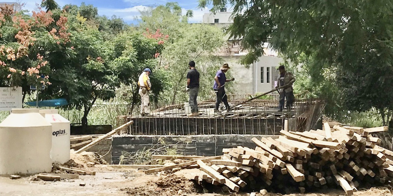 Obras de SAPAO generan controversia entre vecinos de Agencia Guadalupe Victoria | El Imparcial de Oaxaca