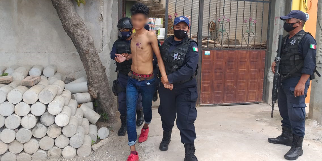 Presunto ladrón es entregado por su propia madre en Juchitán | El Imparcial de Oaxaca