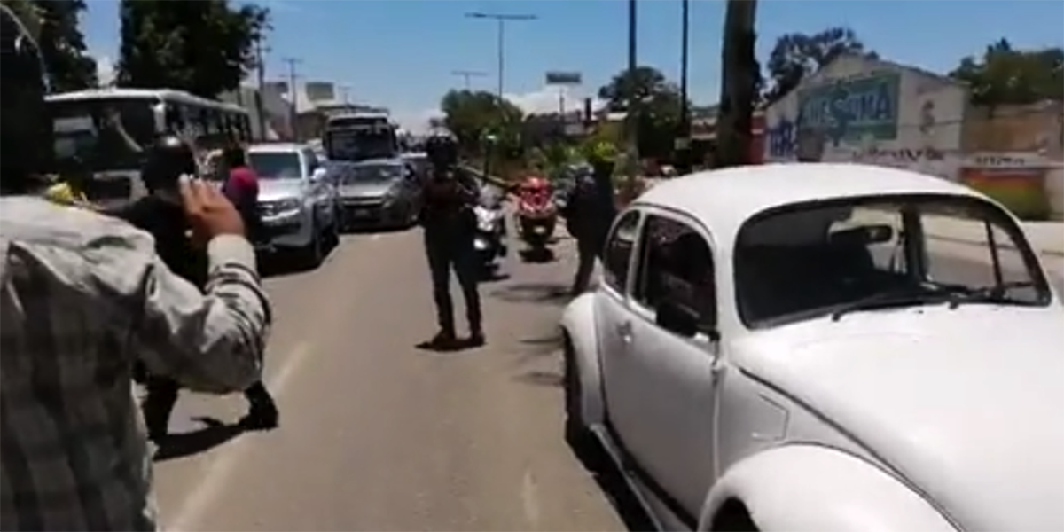 Motociclista derrapa en carretera federal 190 en Oaxaca | El Imparcial de Oaxaca