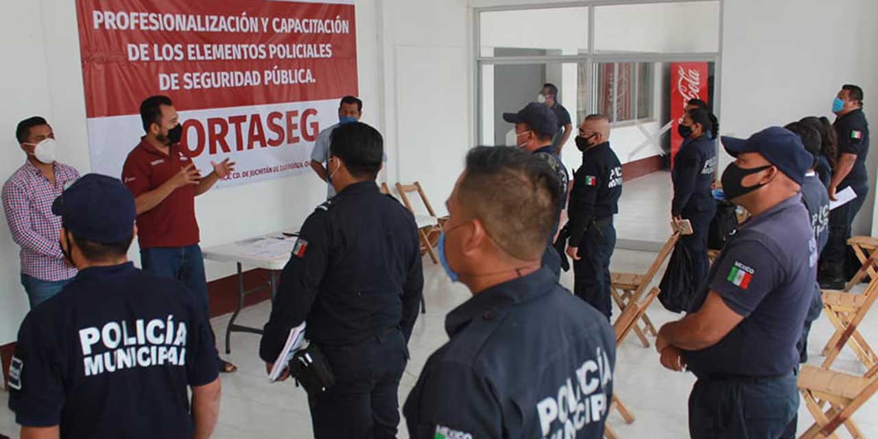 Menos de la mitad de policías municipales están certificados | El Imparcial de Oaxaca