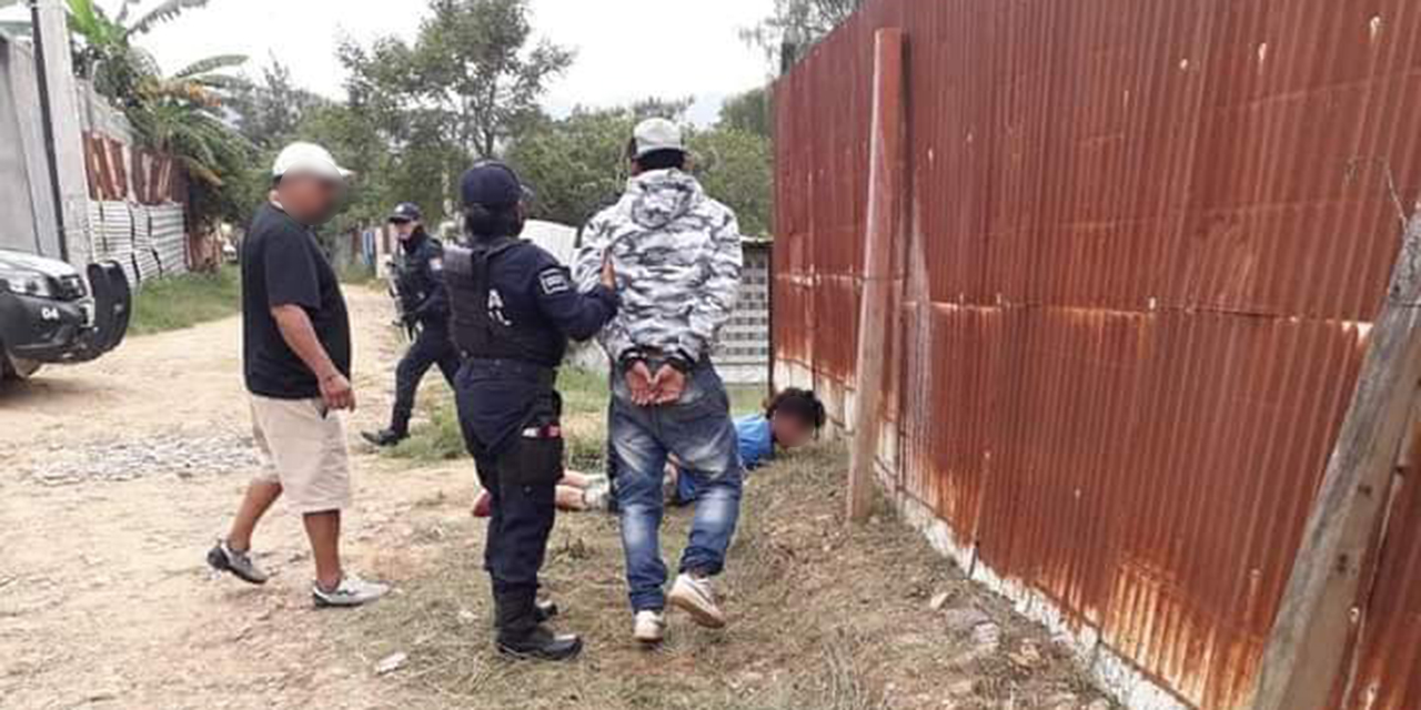 Detienen a tres sujetos por robo en Zaachila