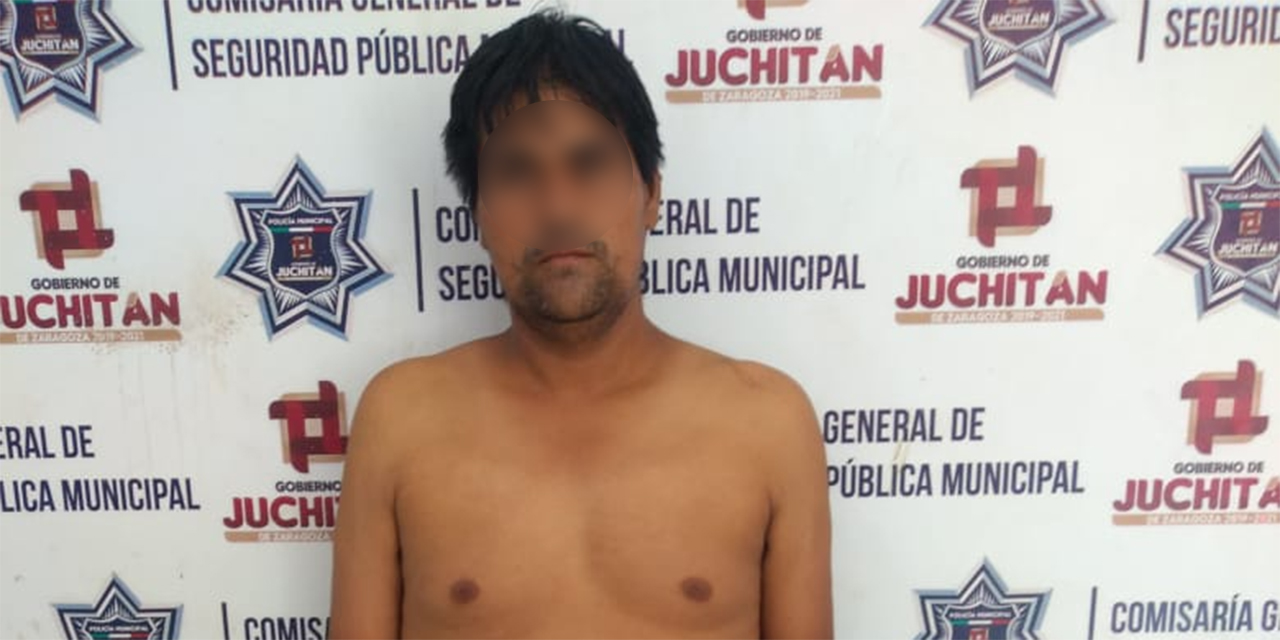 Madre denuncia a hijo por robo en Juchitán