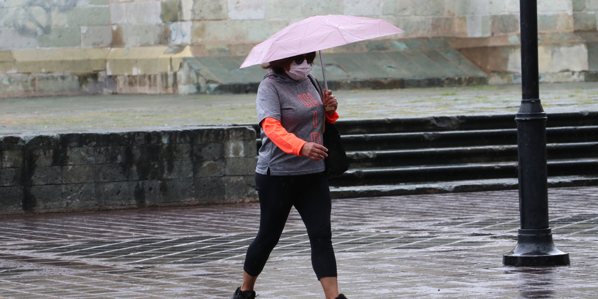 Lluvia genera apagones y encharcamientos en la capital de Oaxaca | El Imparcial de Oaxaca