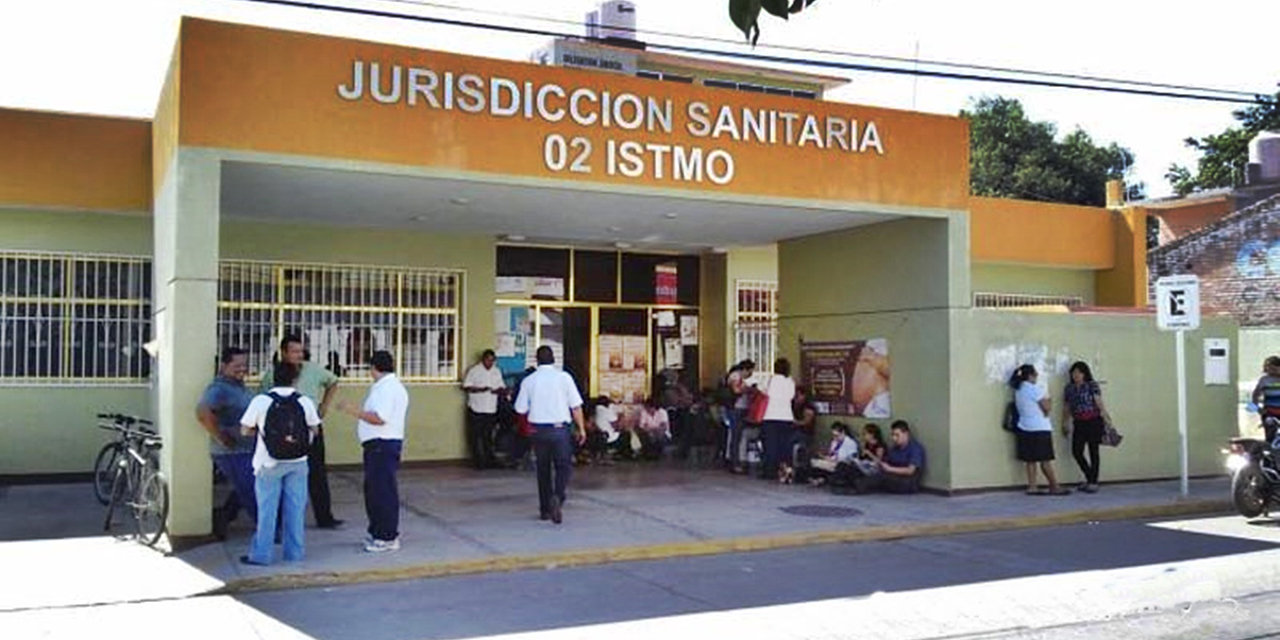 Trabajadores de salud en el Istmo exigen respuestas del gobierno; amenazan con paro | El Imparcial de Oaxaca