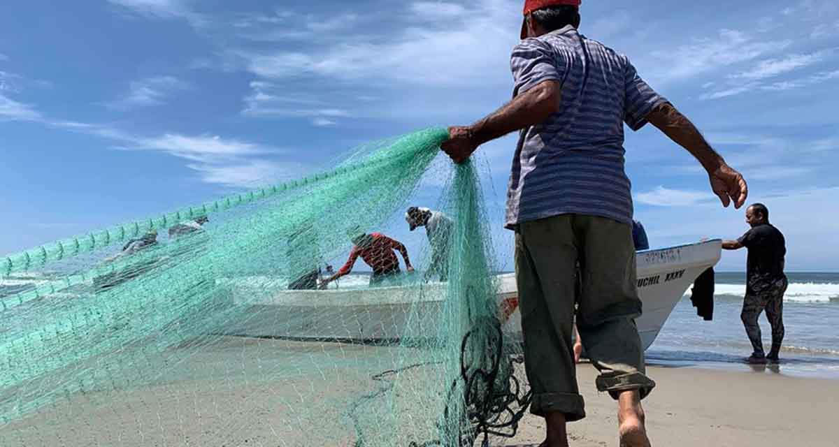 Pescadores de Salina Cruz exigen pronta atención gubernamental