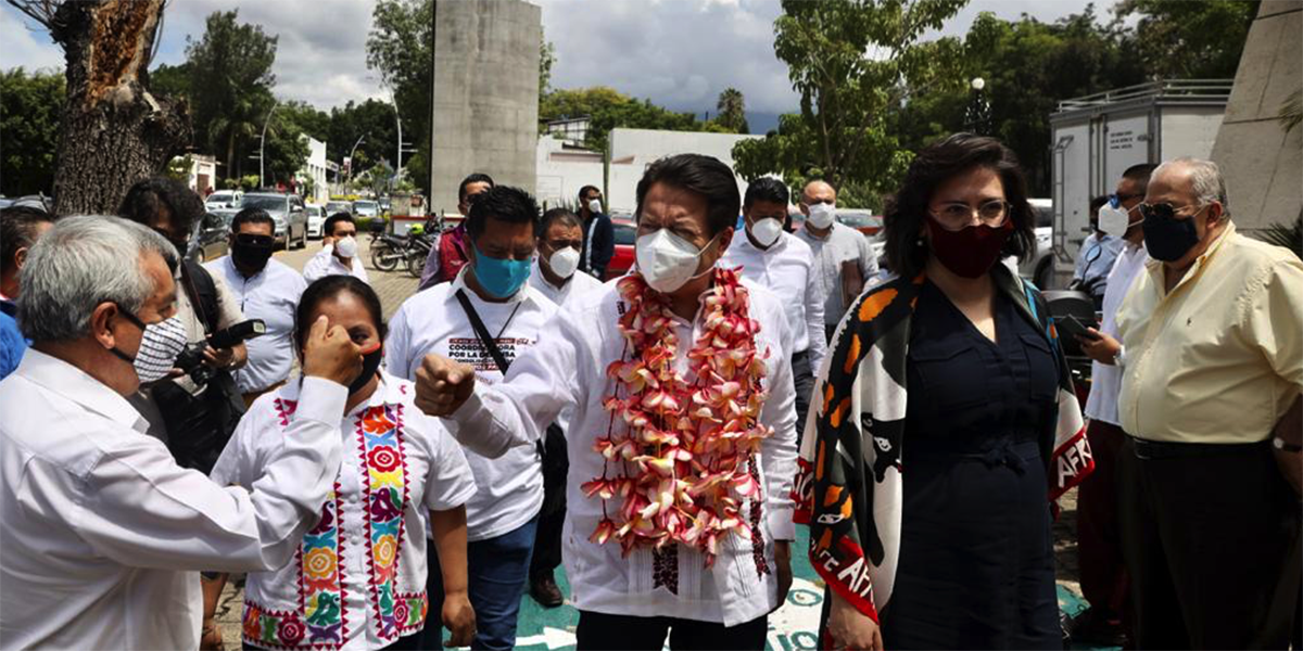 Cargada oaxaqueña a favor de Mario Delgado