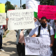 Protestan trabajadores del sector salud en Oaxaca