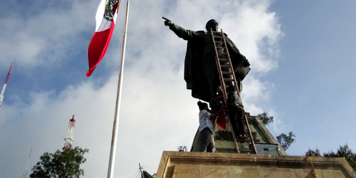 Retiran cubrebocas de la escultura de Benito Juárez | El Imparcial de Oaxaca
