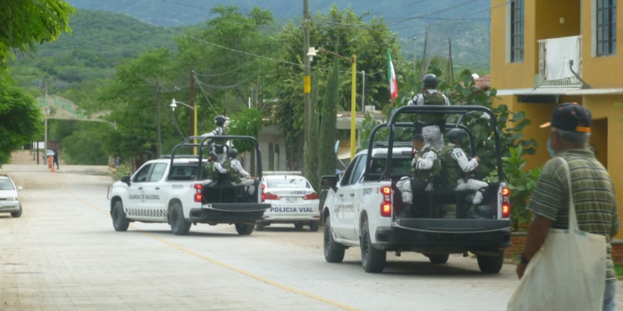 Agente de la AEI dispara su arma en autolavado de Cuicatlán | El Imparcial de Oaxaca
