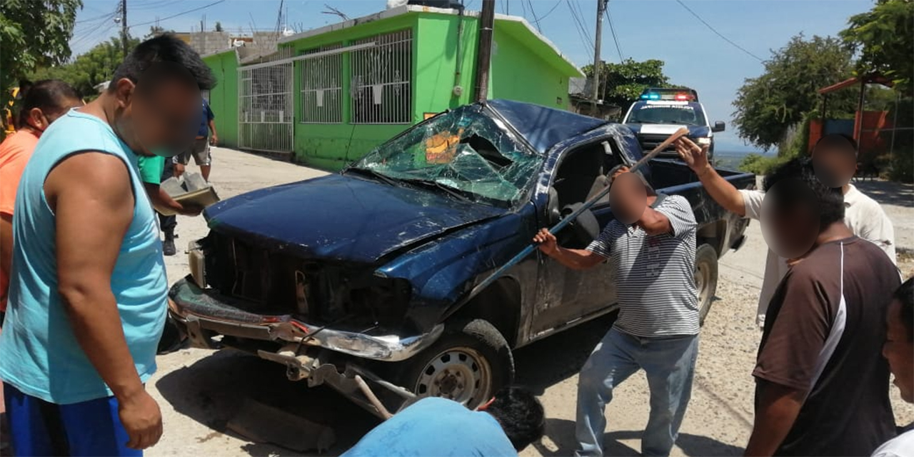 Volcadura en Salina Cruz deja dos lesionados | El Imparcial de Oaxaca