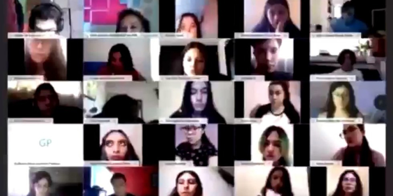 Video: Suspenden a maestra de Psicología por gritar a alumnos en clase virtual | El Imparcial de Oaxaca