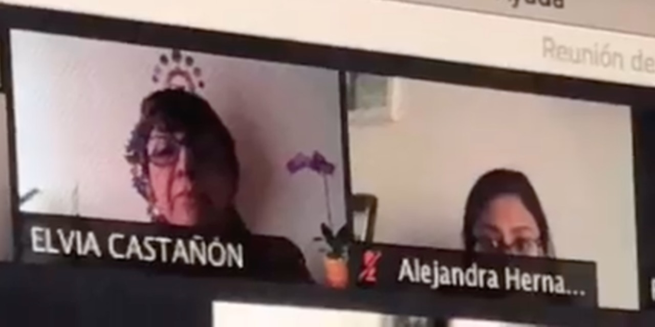 Video: Maestra humilla a alumno por tomar clases en un ciber café | El Imparcial de Oaxaca