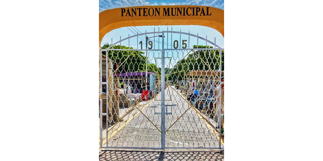 Cierre de panteón de Salina Cruz causa inconformidad en la población