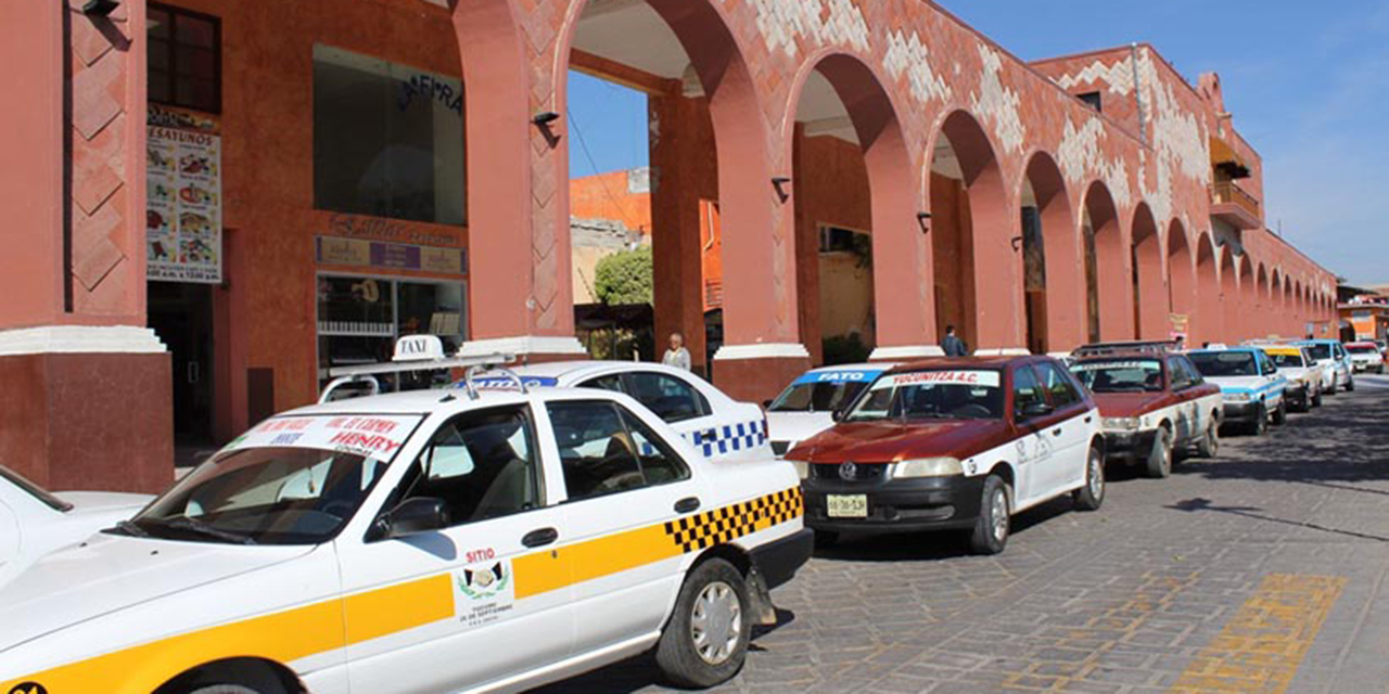 Cae 60 % la economía en el transporte público de La Mixteca